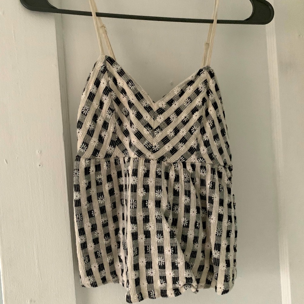 Cropped Floral Spaghetti Strap Shirt